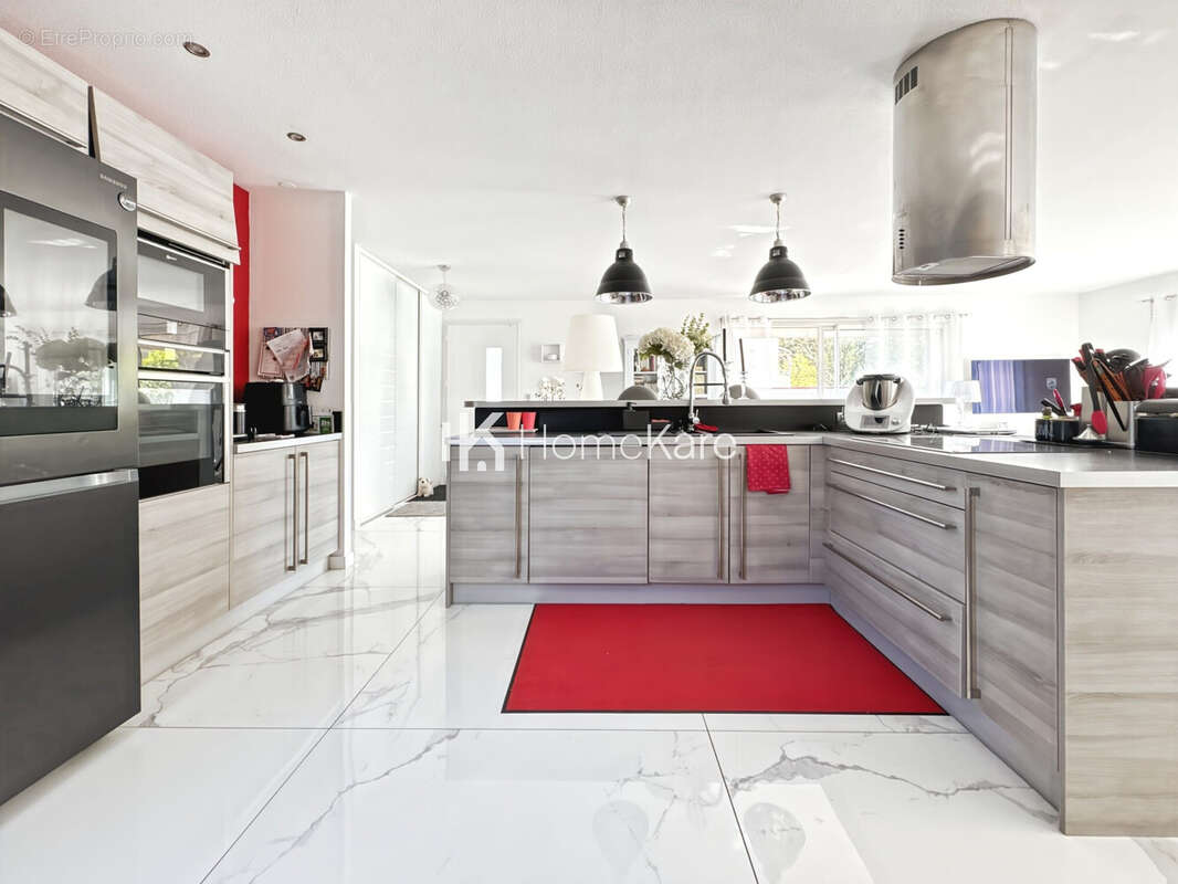 Maison à CASTANET-TOLOSAN