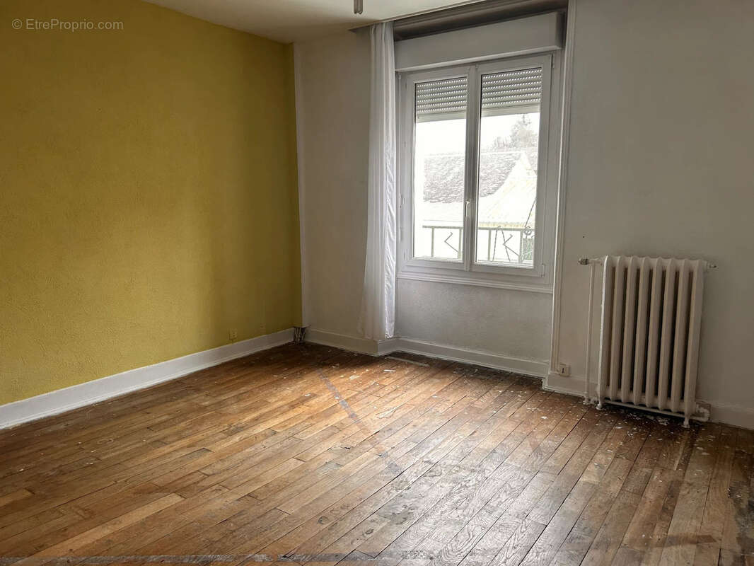 Maison à ARGENTON-SUR-CREUSE