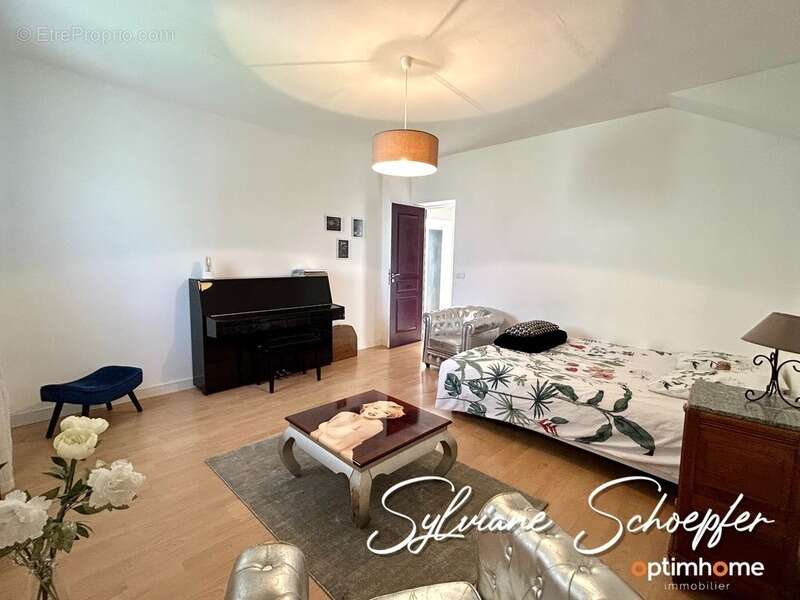 Maison à SAINT-PAUL-TROIS-CHATEAUX