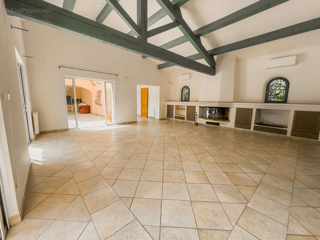 Maison à CARRY-LE-ROUET