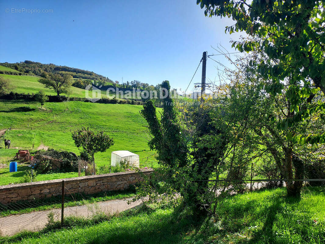 Maison à SAINTE-COLOMBE-SUR-GAND