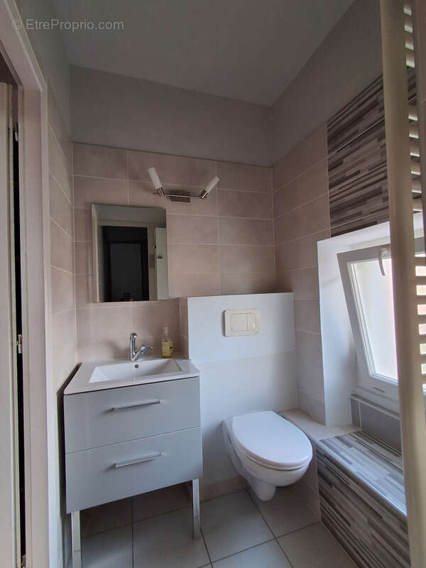 Appartement à LEZIGNAN-CORBIERES