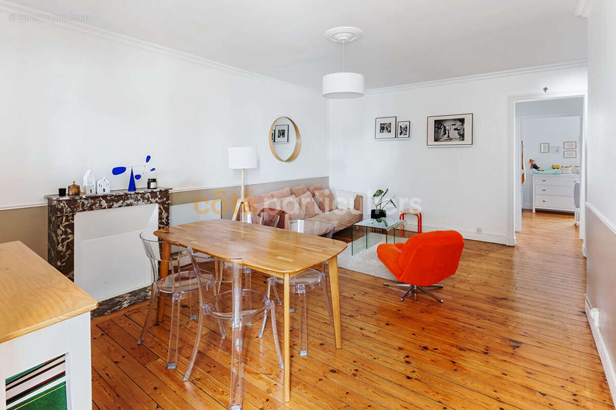Appartement à NANTES