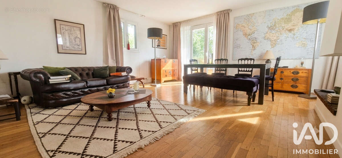 Appartement 83 m² à Chatenay-Malabry  - photo 2