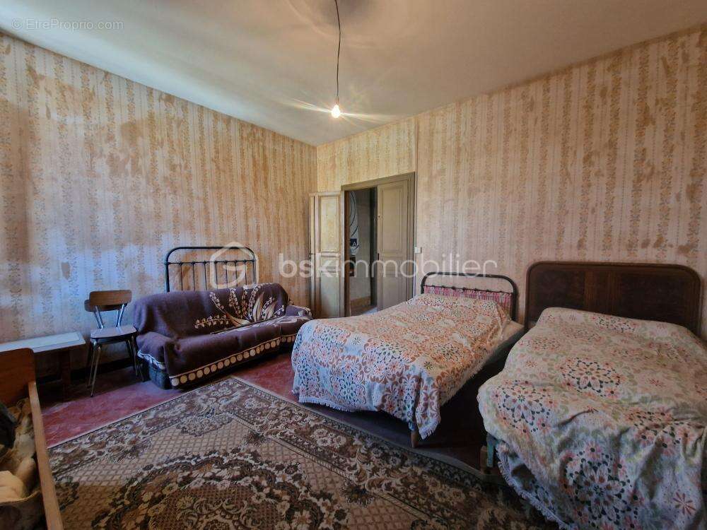 Maison de Village avec cour - photo 9