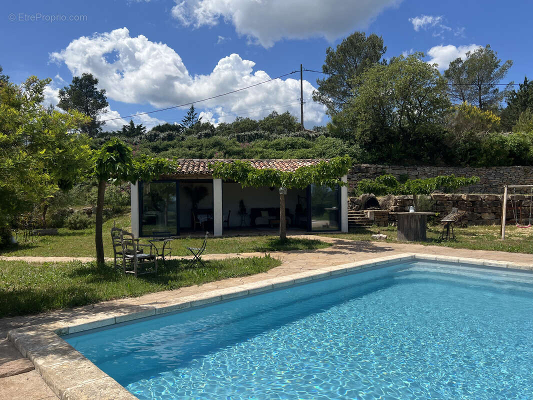 Maison à BESSE-SUR-ISSOLE