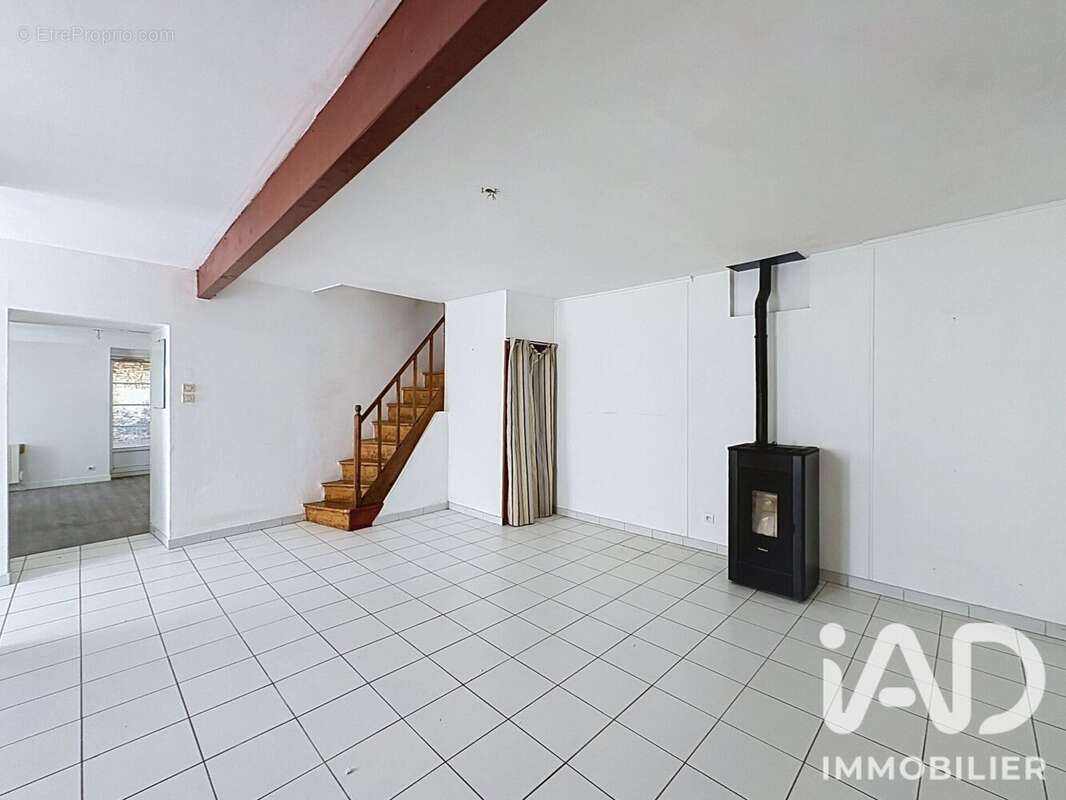 Maison 109 m² à La Greve-Sur-Mignon  - photo 3