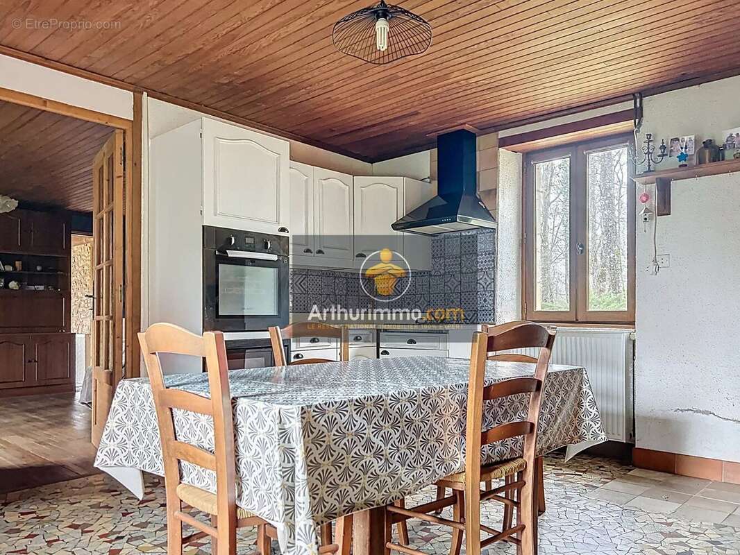 Maison à COUX-ET-BIGAROQUE