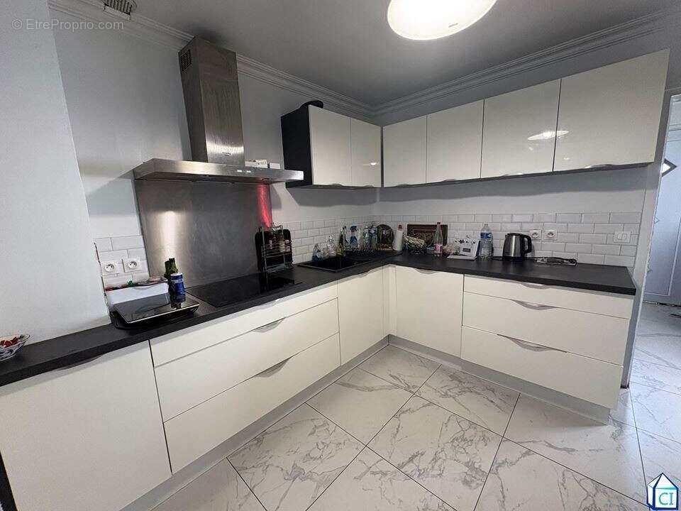 Maison à CHILLY-MAZARIN