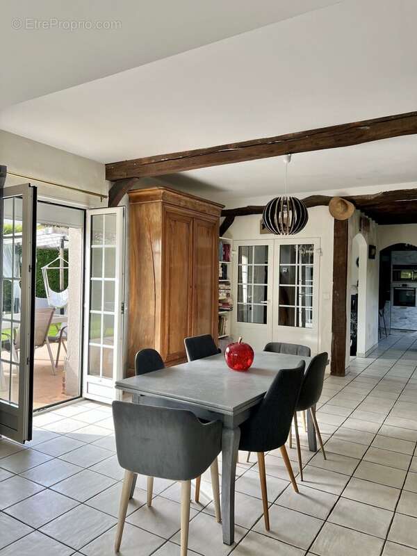 Maison à MONT-CAUVAIRE