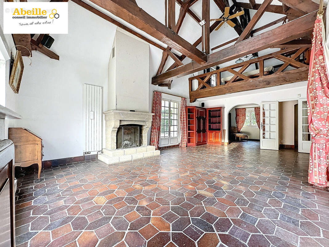 Maison à SAINT-CHERON