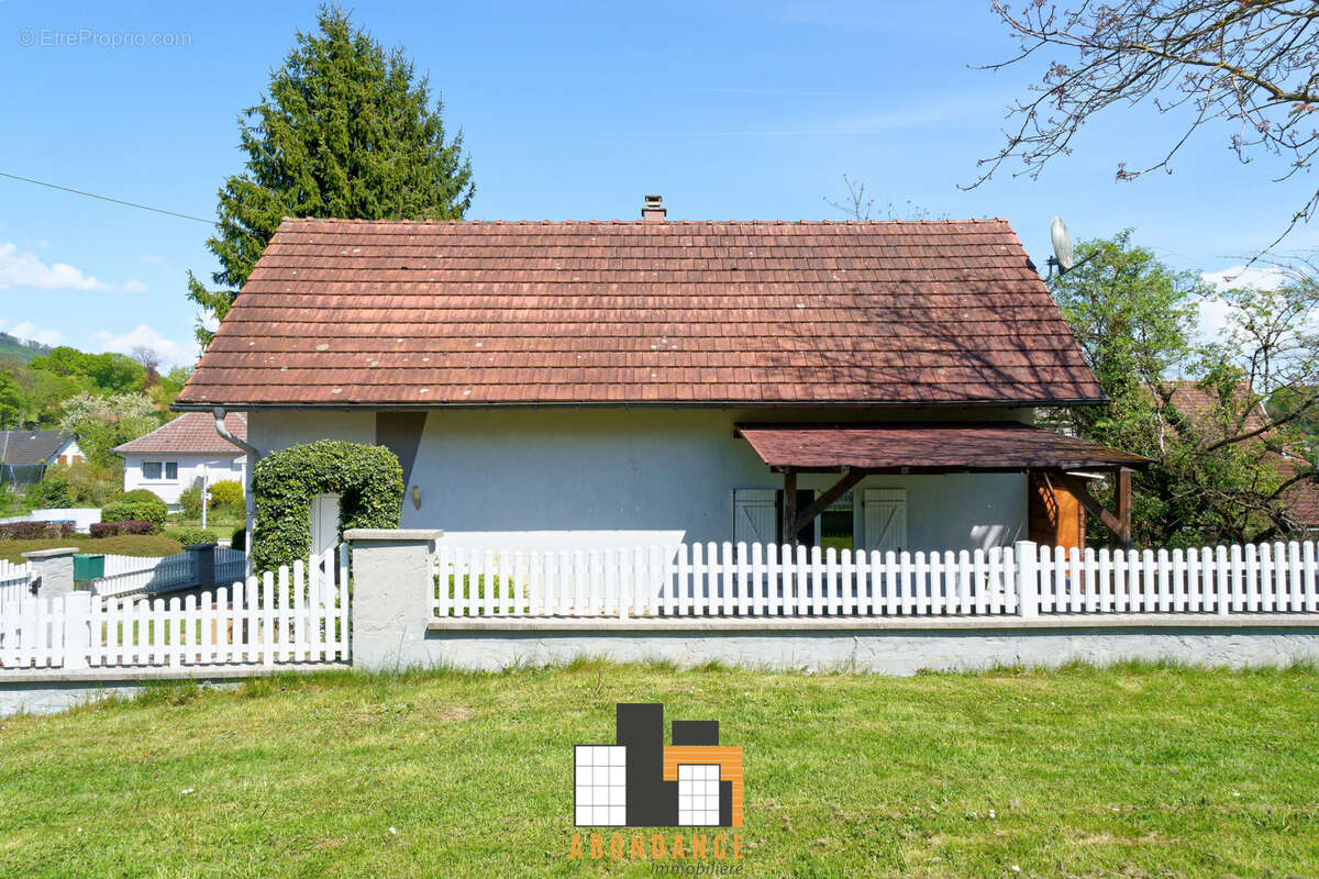 Maison à LOBSANN
