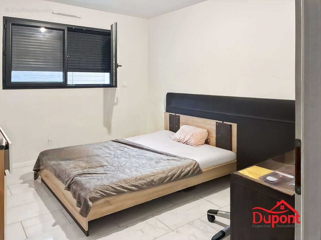 Maison à LA RIVIERE-DE-CORPS