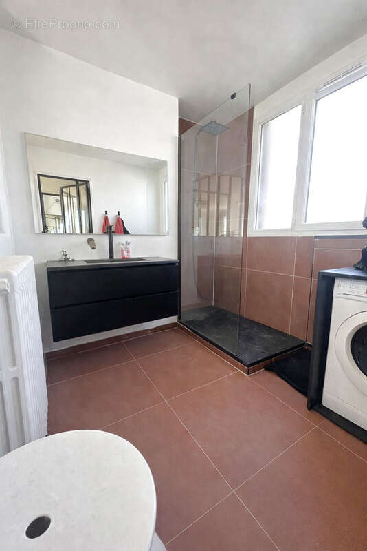 Appartement à SAINT-MAUR-DES-FOSSES