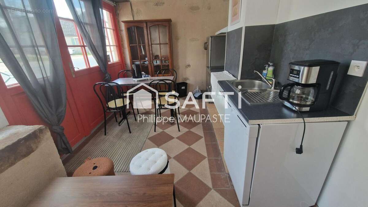 Photo 3 - Appartement à LA GUERCHE-SUR-L'AUBOIS