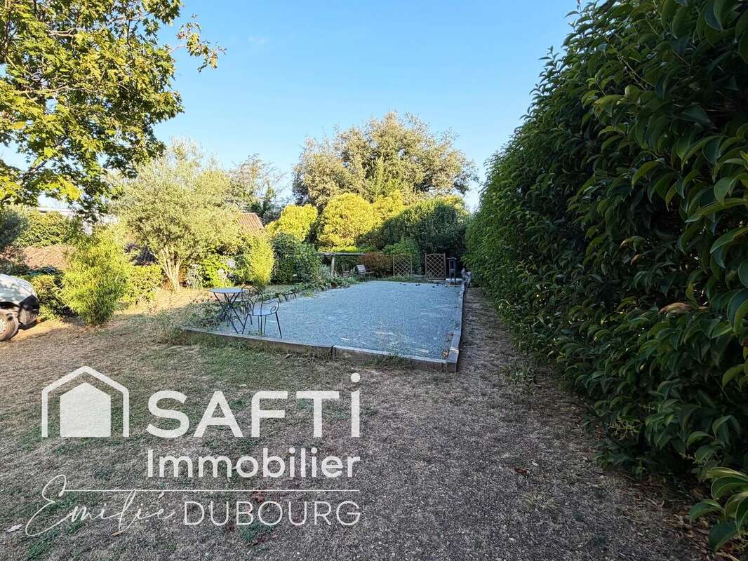 Appartement 300 m² à Baron  - photo 7