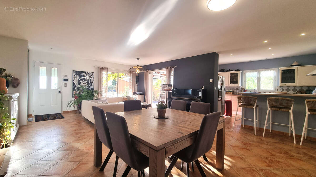 Maison à PRADES-LE-LEZ