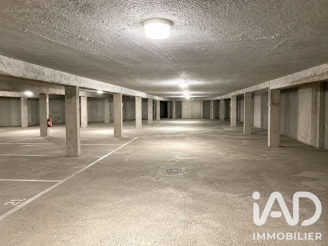 Photo 4 - Parking à GRENOBLE