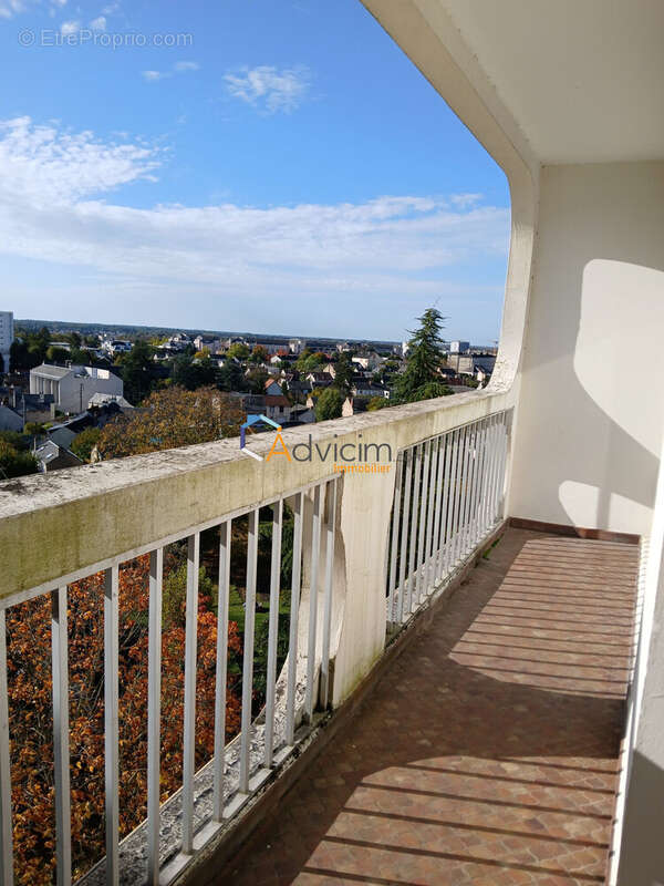 Appartement 79 m² à Orleans  - photo 2