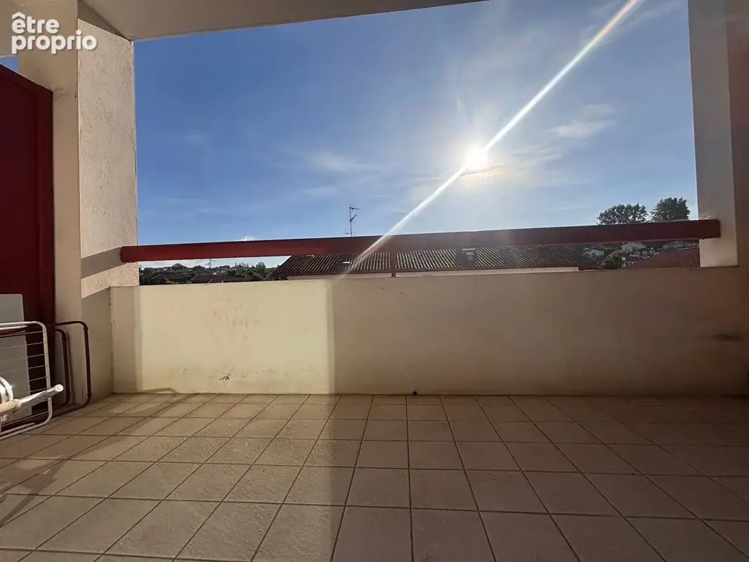 T2 équipé avec terrasse et superbe vue dégagée - photo 20