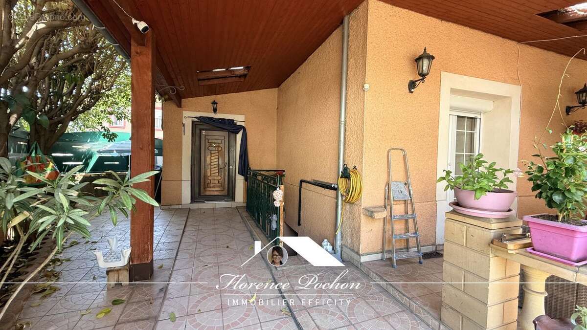 Maison 123 m² à Villeurbanne  - photo 6