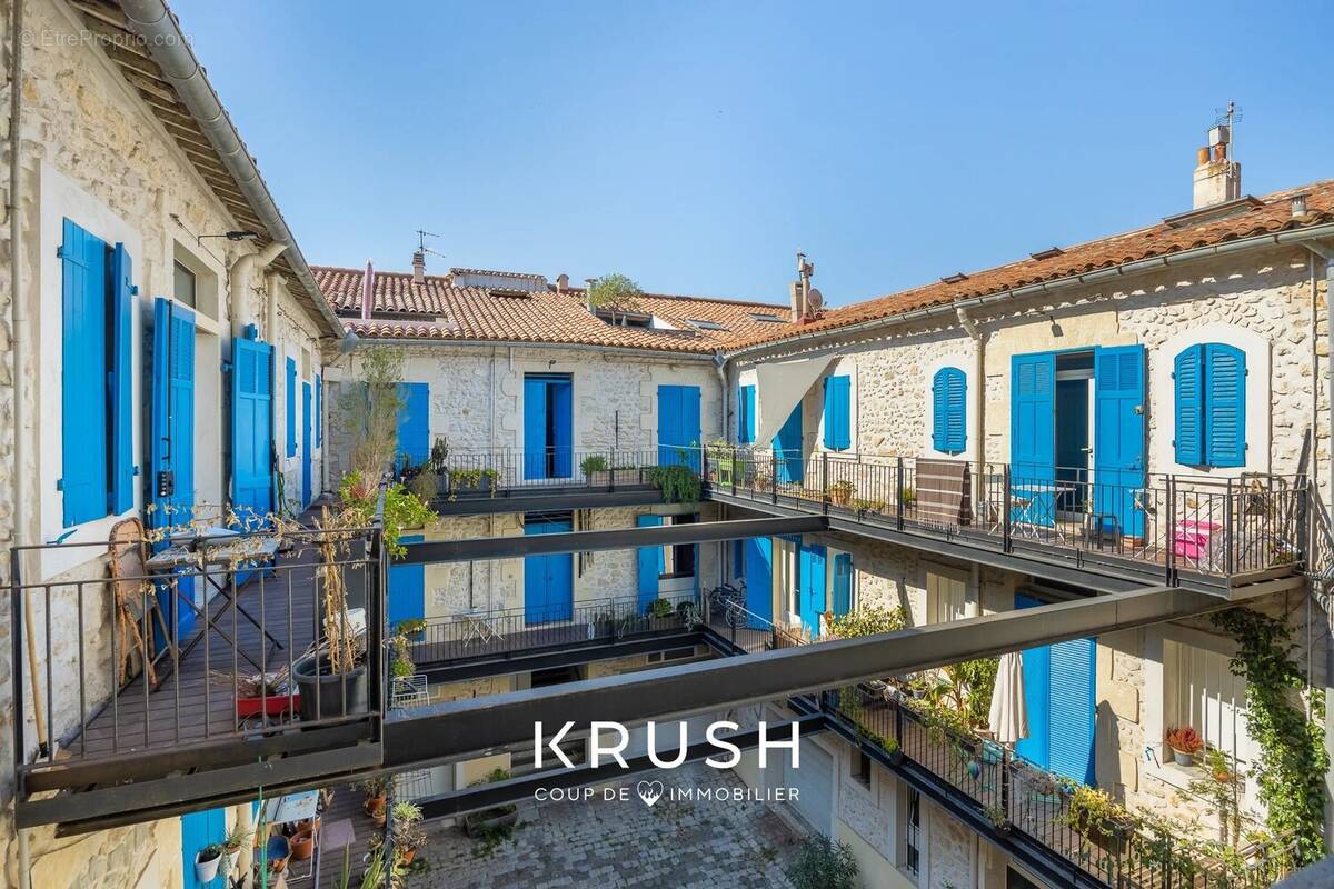Appartement à MARSEILLE-6E