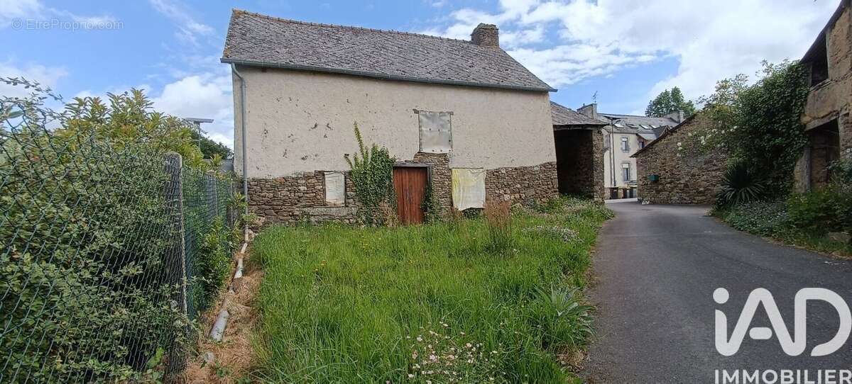 Photo 2 - Maison à COETLOGON