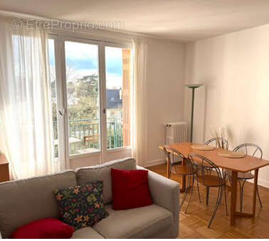 Appartement à VERSAILLES