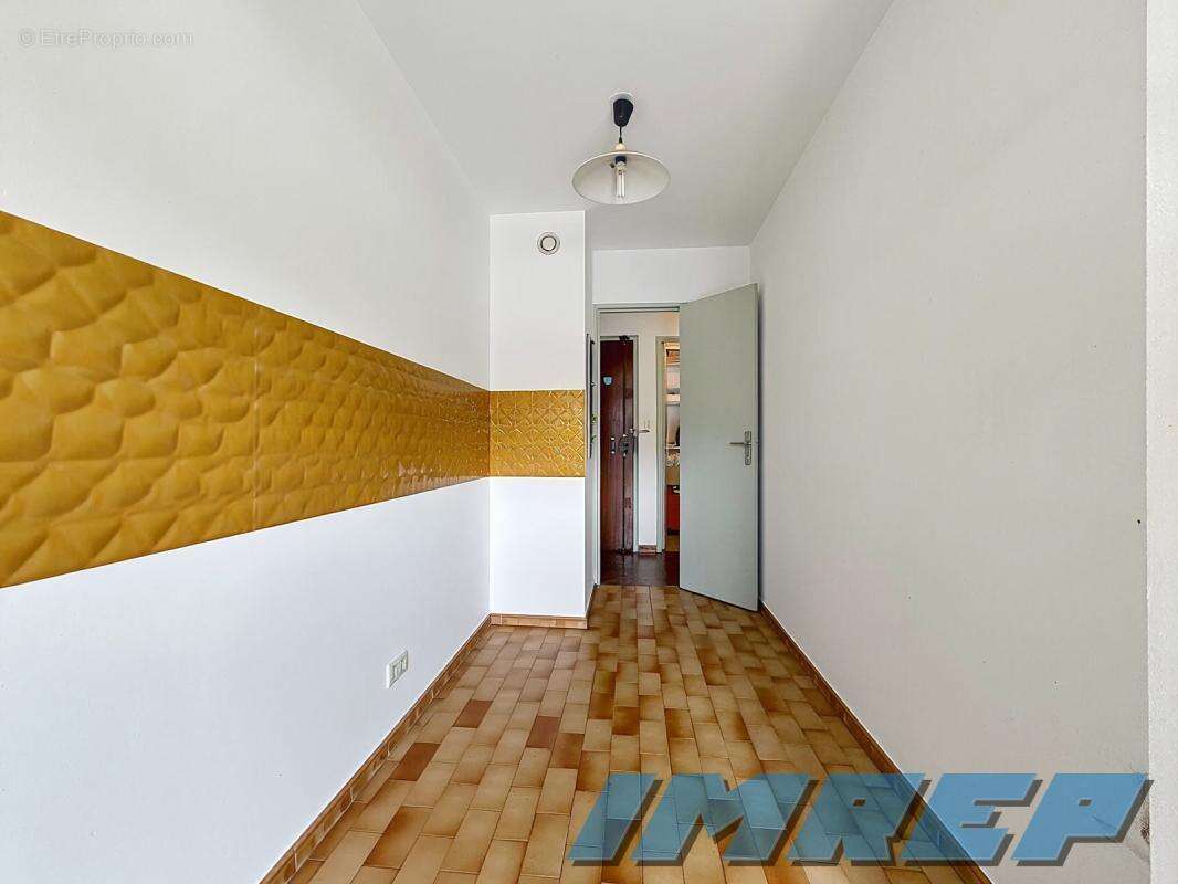 Appartement à MARSEILLE-6E