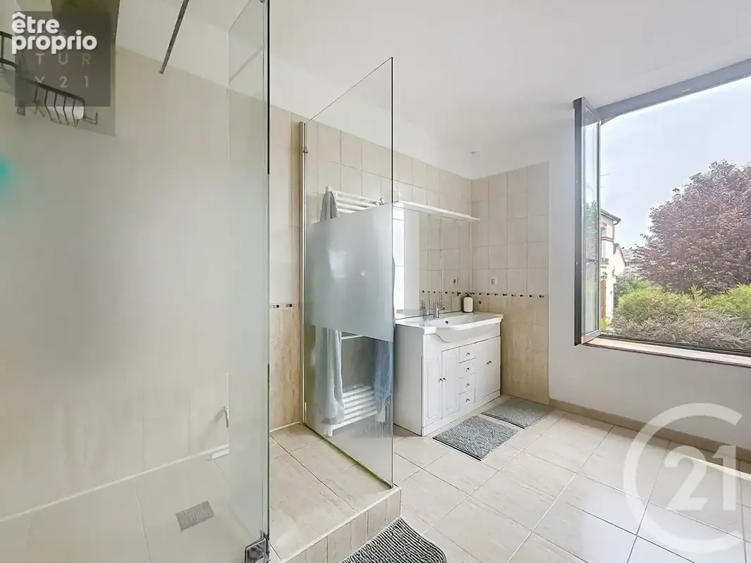 Appartement 113 m² à Troyes  - photo 4