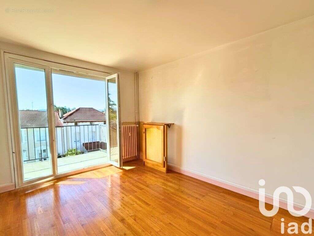 Photo 7 - Appartement à ANDREZIEUX-BOUTHEON