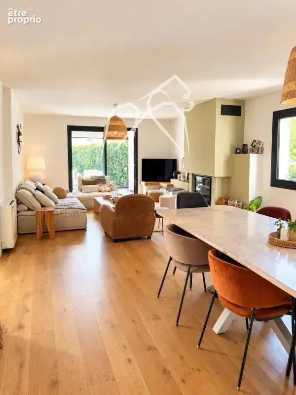 Villa  165m²  4 chambres  piscine  lattes 34970 - photo 4
