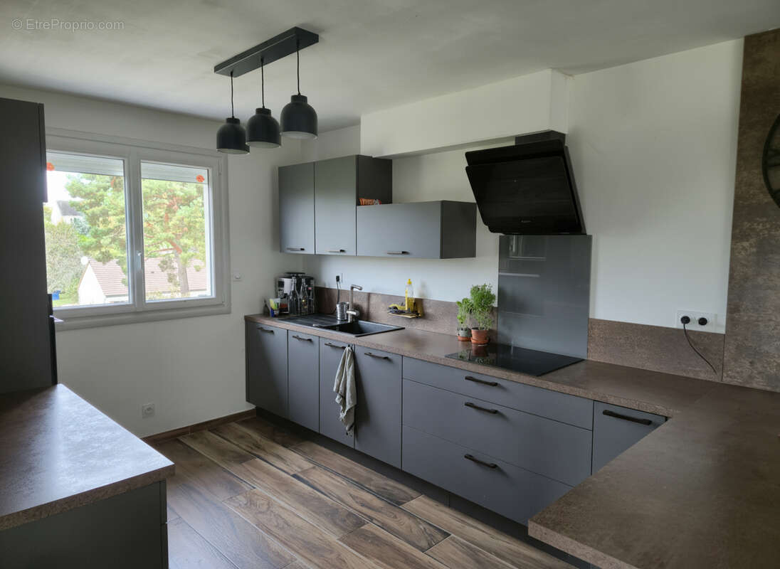 Maison à SAINT-MARTIN-LE-BEAU