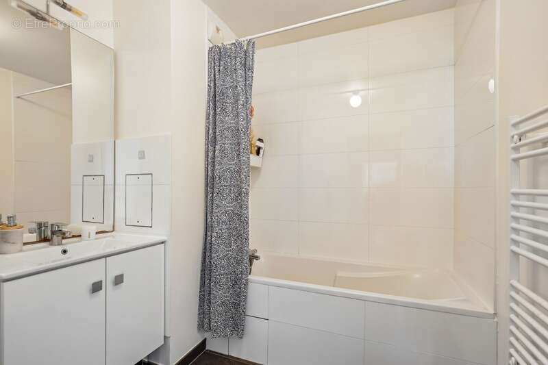 Appartement à COLOMBES