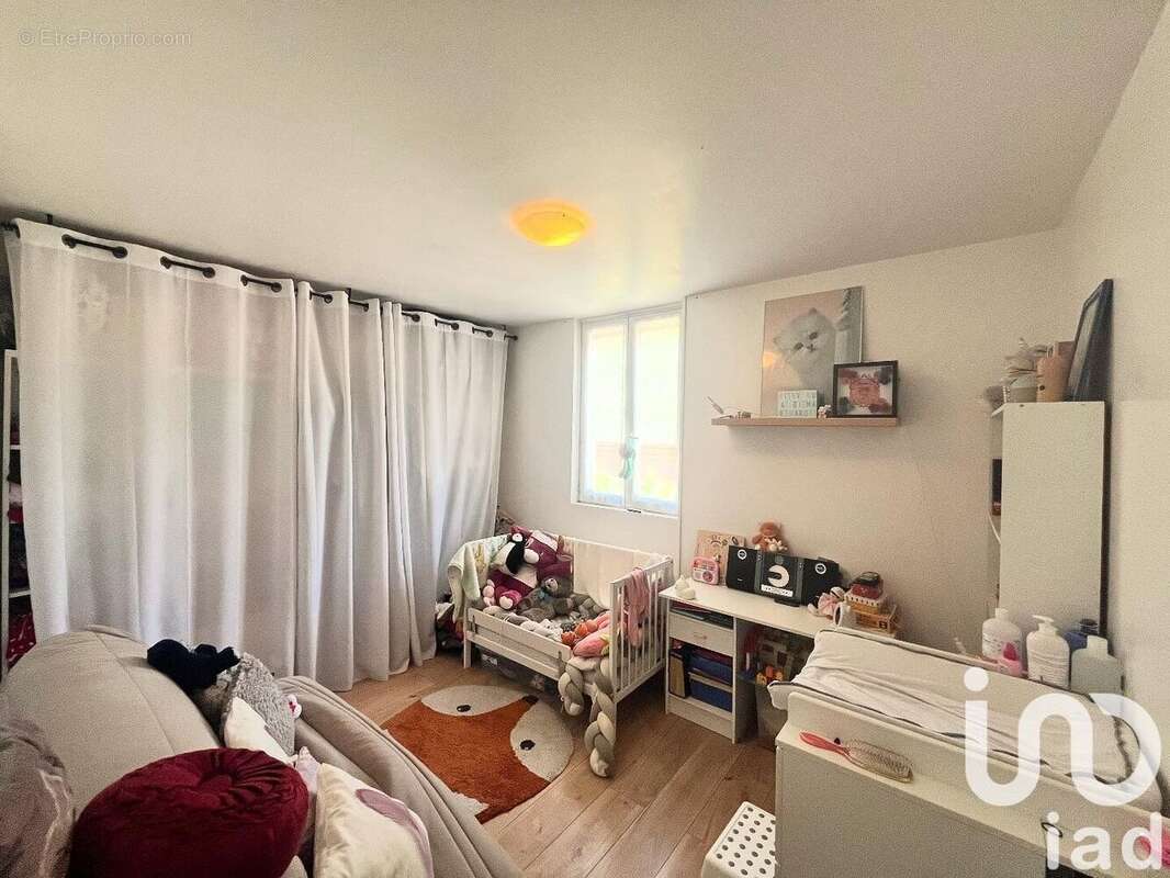 Photo 5 - Maison à MONTIGNY-LES-CORMEILLES