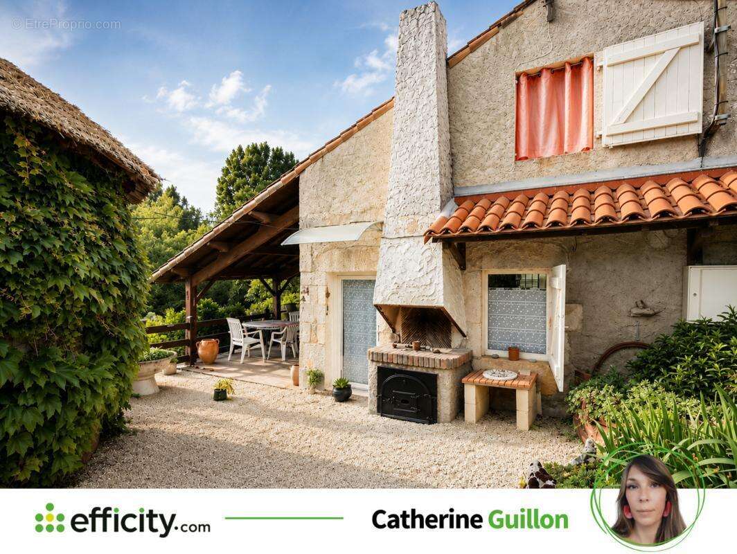 Maison à COUHE