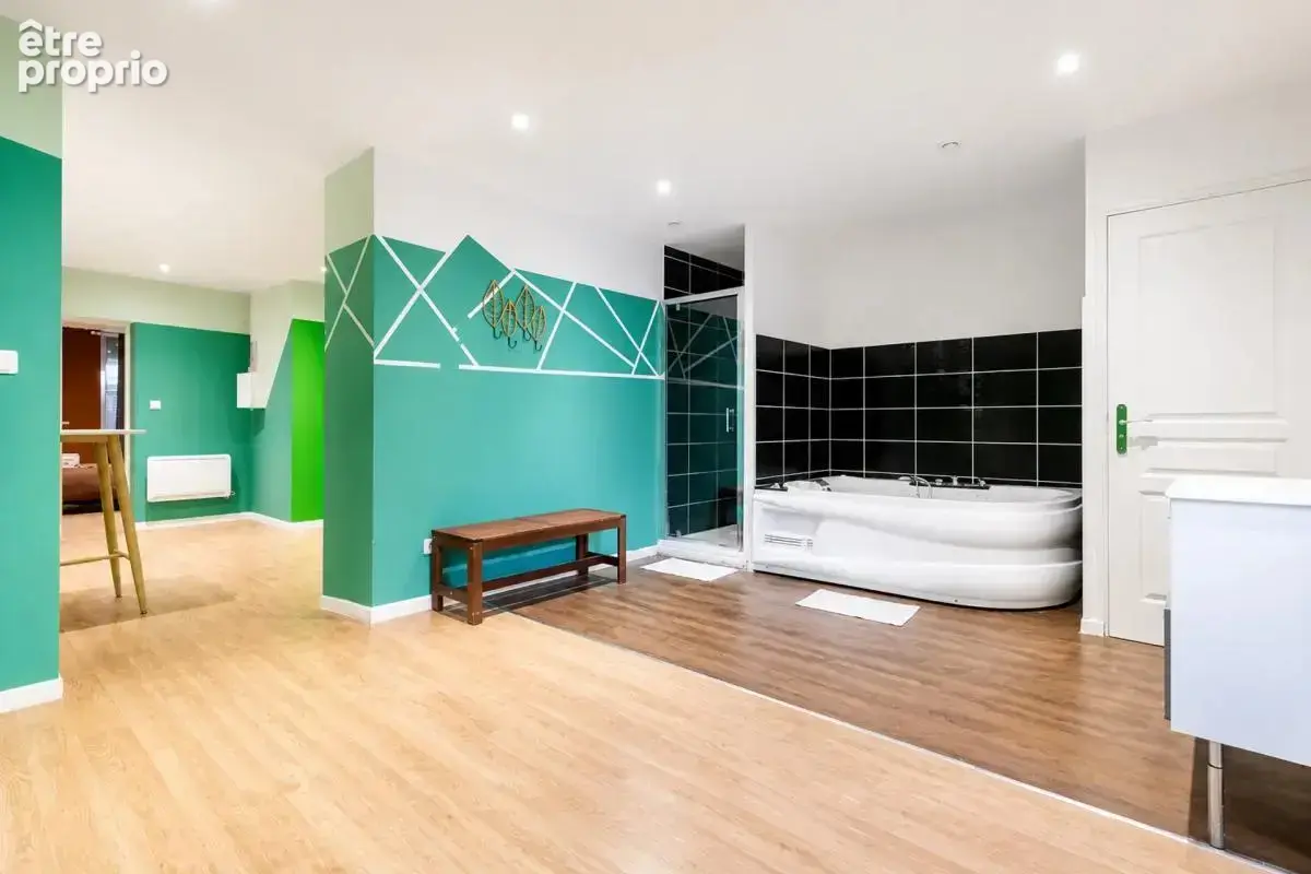 Immeuble de 3 appartements de 140 m² situé à Roubaix - photo 7