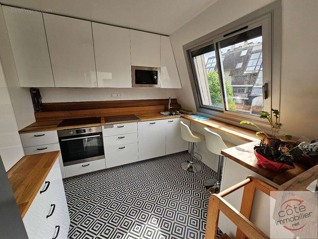 Appartement à SAINT-MAUR-DES-FOSSES