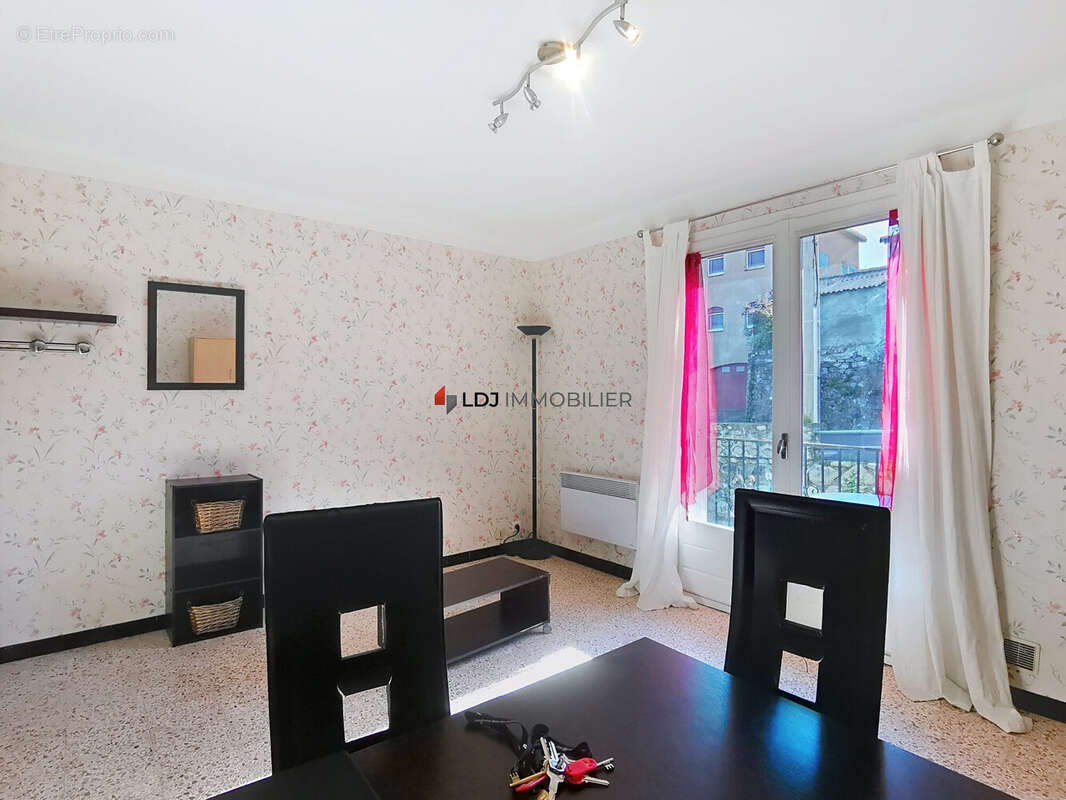 Appartement à VERNET-LES-BAINS