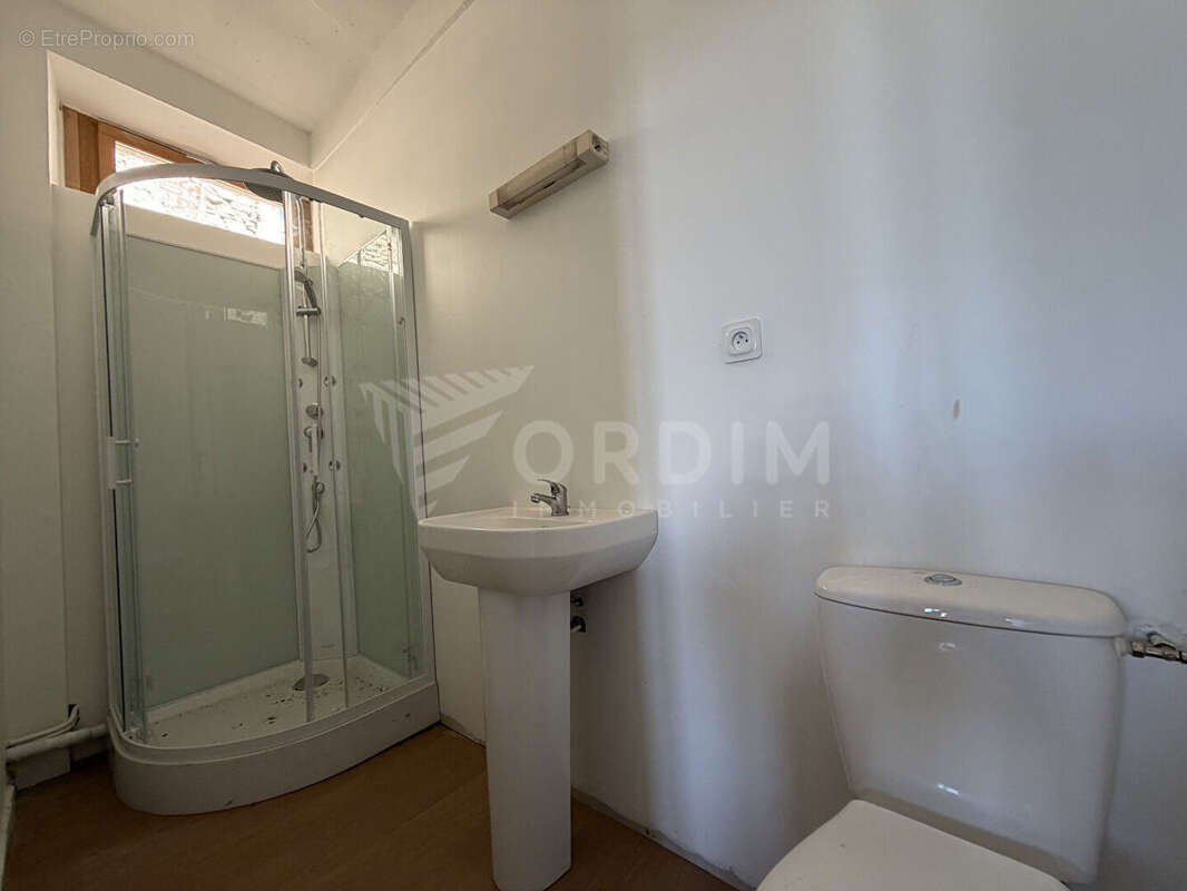Appartement à LA CHARITE-SUR-LOIRE