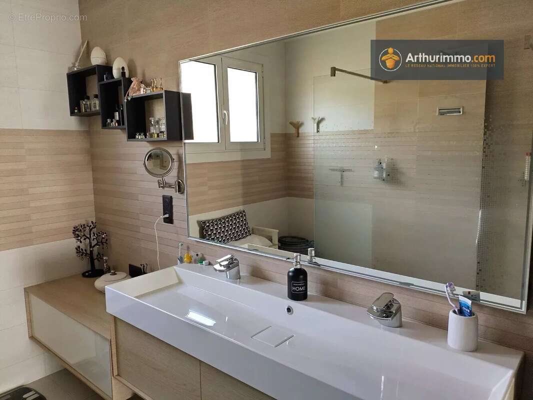 Maison à SAINT-JEAN-D&#039;AIGUES-VIVES