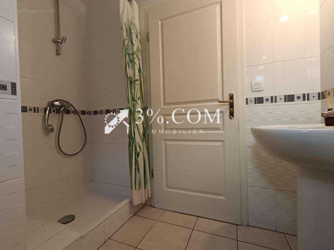 Appartement 2 pieces en rez de jardin avec jardin privatif - photo 11