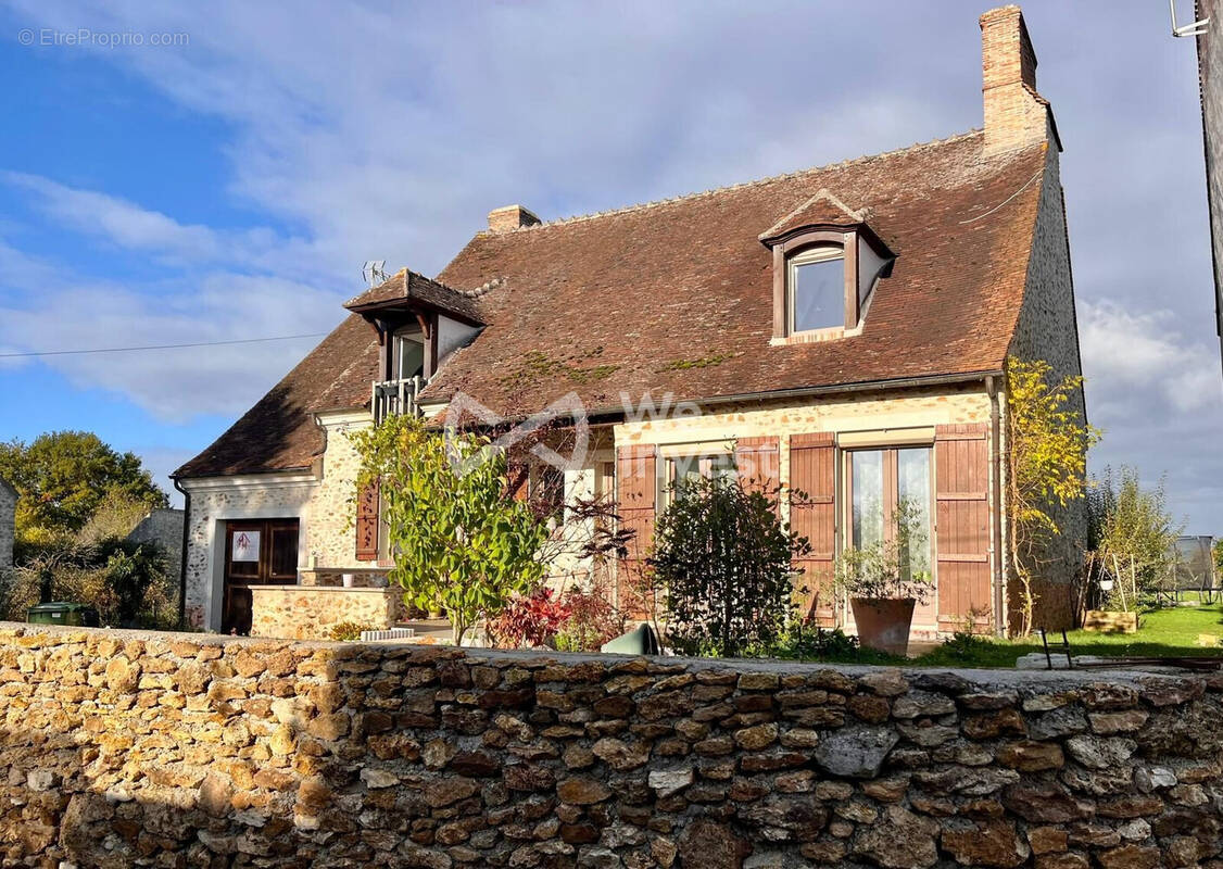 Maison à JOUY-SUR-MORIN