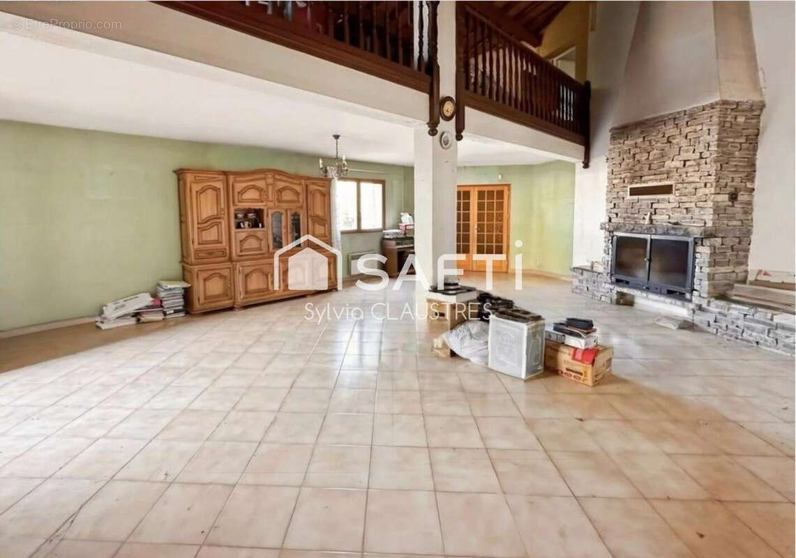 Maison 178 m² à Saint-Jean-De-Cornies  - photo 5