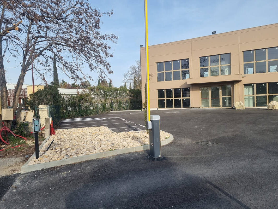 Commerce à CHATEAURENARD