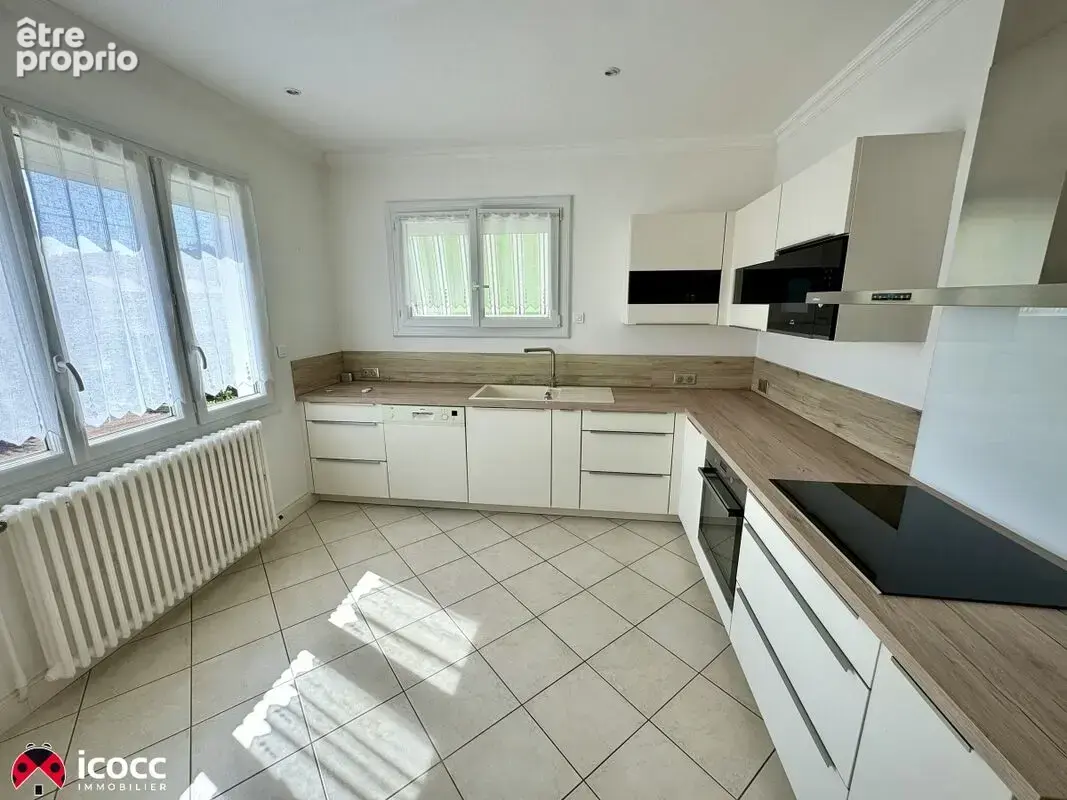 Maison 86 m² à Charron  - photo 5