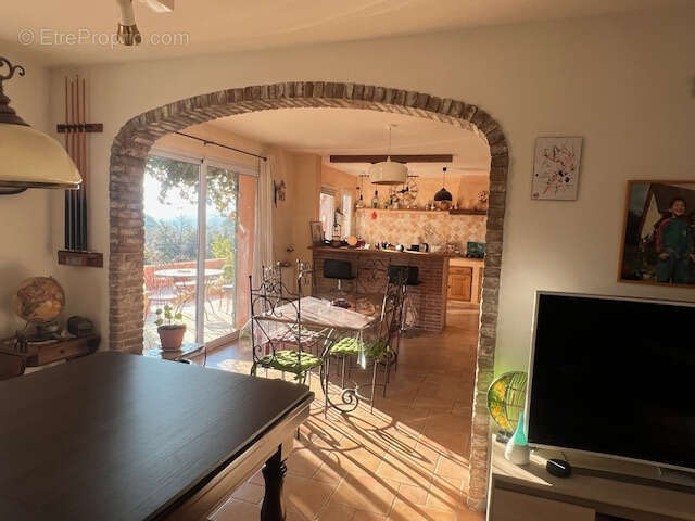 Maison à VILLECROZE