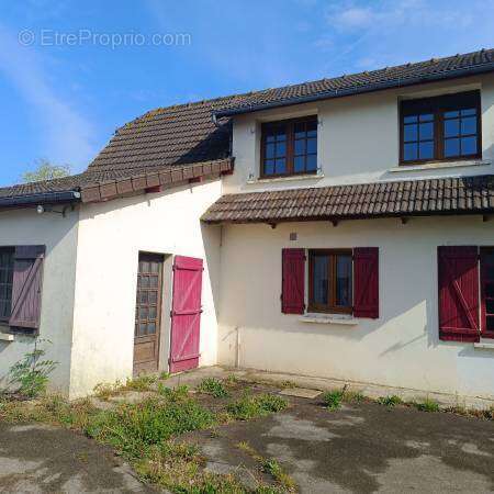 1 n°2 - Maison à VALINES