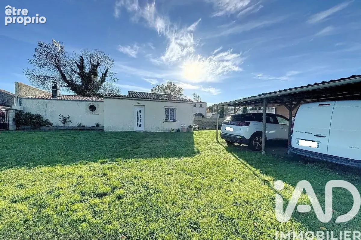 Maison 2 pièces 55 m² · à Saint-Laurent-de-la-Pree · 55 m² · 199 500 €