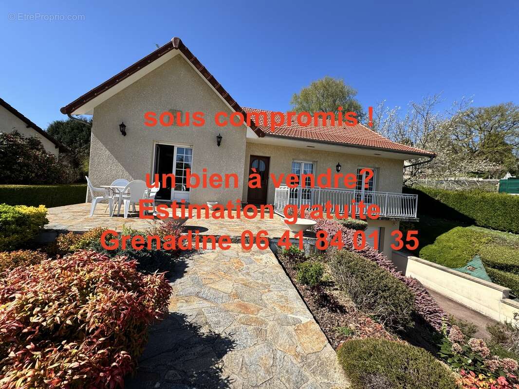 Maison à EYMOUTIERS